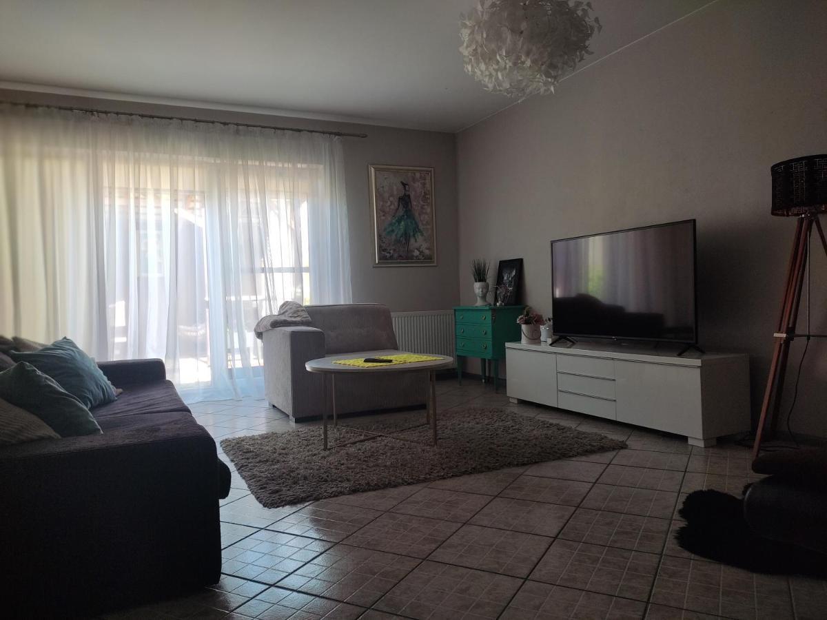 Apartments Near Old Town With Private Parking Kaunas Exterior foto